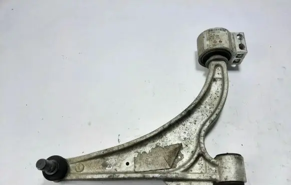 Opel Astra J Front lower control arm/wishbone 13401130