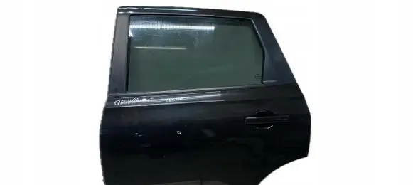 Nissan Qashqai Rear door 