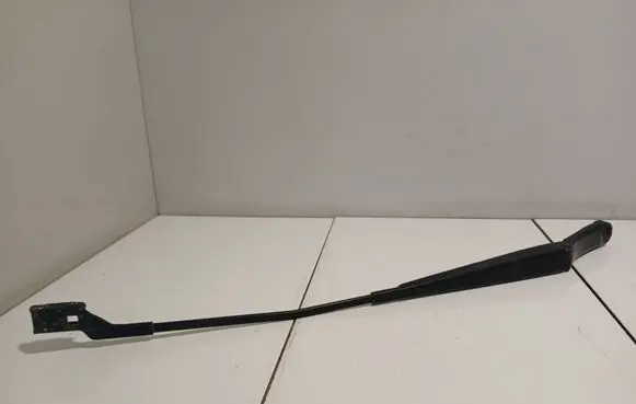 Volkswagen PASSAT B6 Front wiper blade arm 3C1955410B
