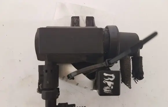 BMW 5 E60 E61 Turbo solenoid valve 70206301 780539101