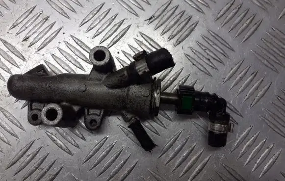 Alfa Romeo 159 Fuel distributor 55188200