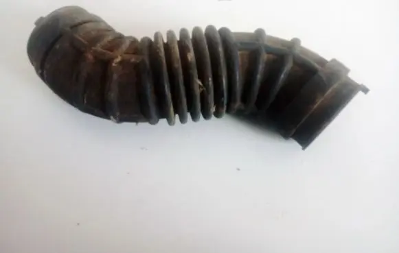 Chevrolet Captiva Air intake hose/pipe 96628960