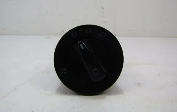 Skoda Fabia Mk2 (5J) Light switch 3B0941531B
