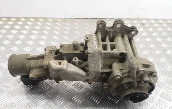 Gearbox transfer box case