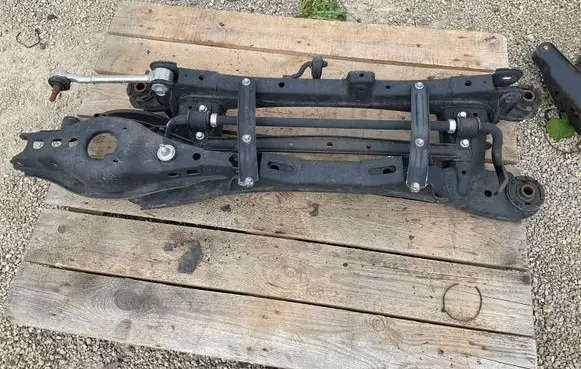Toyota Auris E180 Rear subframe 