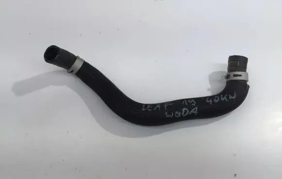 Nissan Leaf II (ZE1) Engine coolant pipe/hose