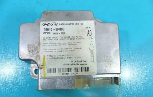 Hyundai i30 Airbag control unit/module 95910-2R000 IMPRK1191508