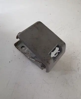 Mitsubishi L200 Engine bonnet (hood) release handle 