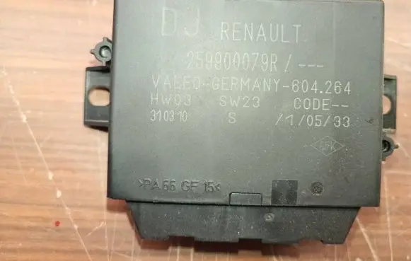 Renault Laguna III Parking PDC control unit/module 259900079r