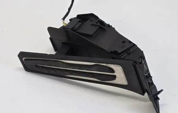 BMW 5 G30 G31 G38 Accelerator throttle pedal 6889824