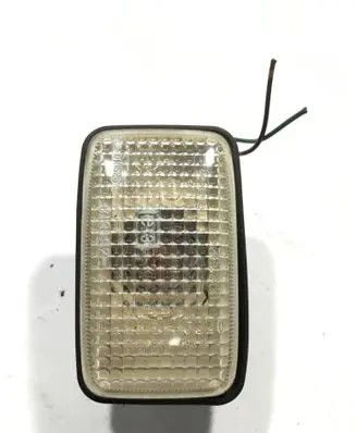 Nissan X-Trail T30 Front fender indicator light 6R019525 E13013192