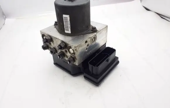 Volkswagen PASSAT B7 ABS Pump 3AA614109AF 17618955A