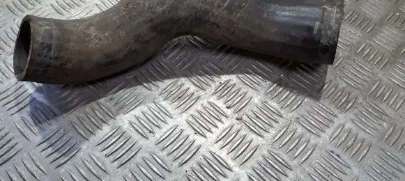 Volvo V70 Intercooler hose/pipe NENUSATYTA