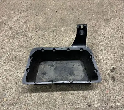 BMW 5 F10 F11 Glove box in trunk 7234948 183845
