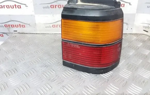 Volkswagen PASSAT B3 Rear/tail lights 333945112 333945257