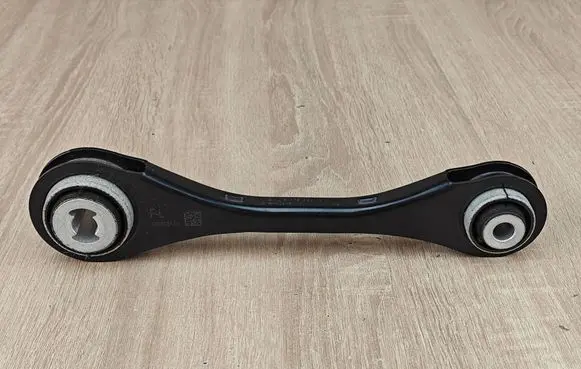 BMW 4 G22 G23 G24 G26 Rear upper control arm/wishbone 6878631 6878633
