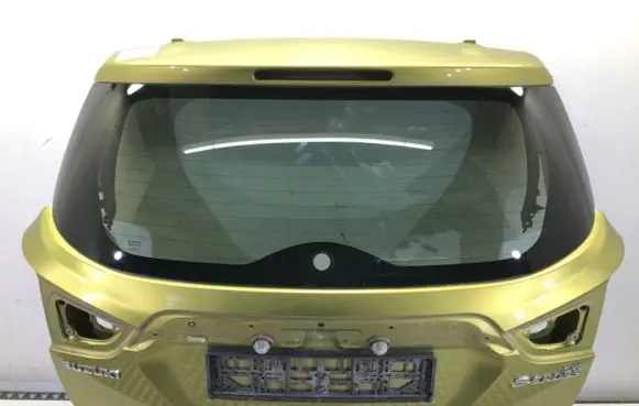 Suzuki SX4 S-Cross Tailgate/trunk/boot lid 