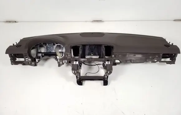 Mercedes-Benz ML W166 Dashboard