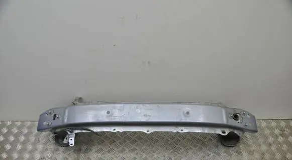Toyota Yaris Front bumper cross member 156073713