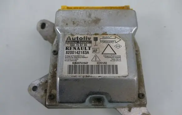 Renault Laguna II Airbag control unit/module 8200142183A
