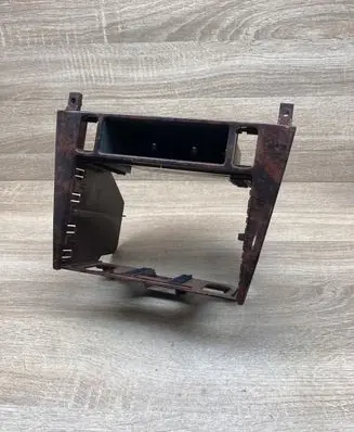Volvo S40, V40 Radio/GPS head unit trim 30858068 30858069 30858070