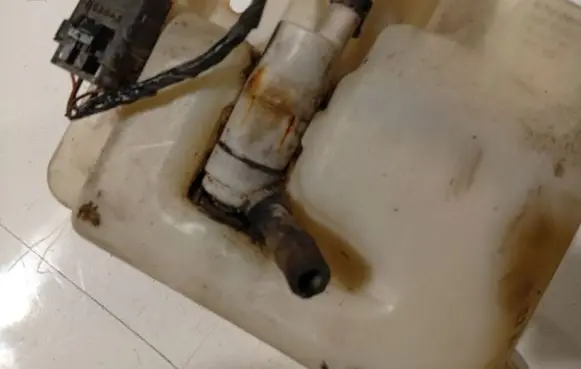 Chrysler Sebring (JS) Headlight washer pump 