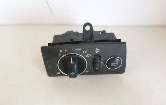 Mercedes-Benz E W211 Light switch 2115451004