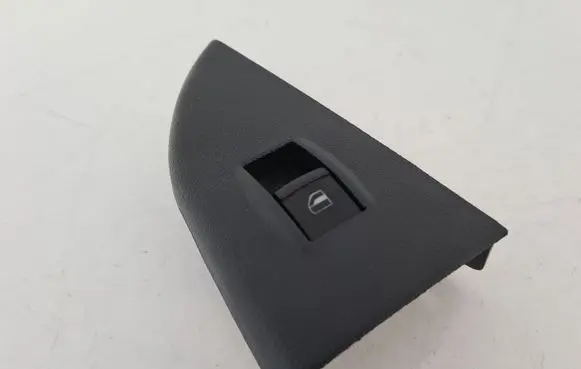 Skoda Fabia Mk1 (6Y) Wing mirror switch 6Y0867394A