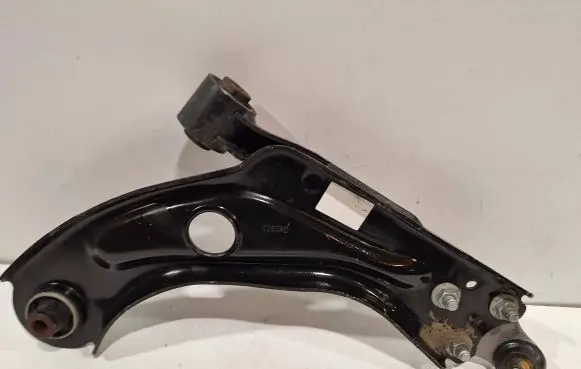 Peugeot 308 Front control arm