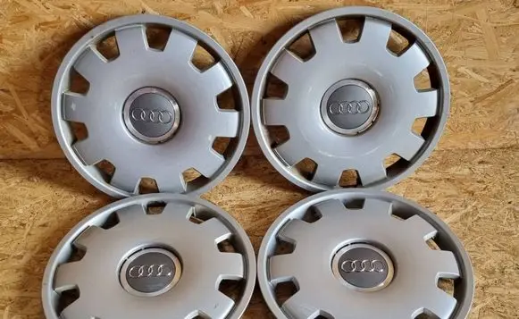 Audi A4 S4 B7 8E 8H R16 wheel hub/cap/trim 4B0601147D