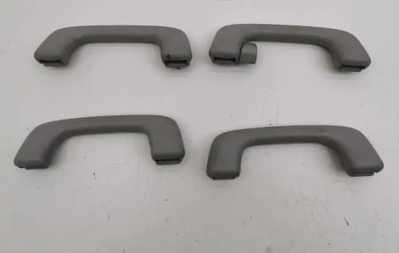 Hyundai i40 A set of handles for the ceiling 