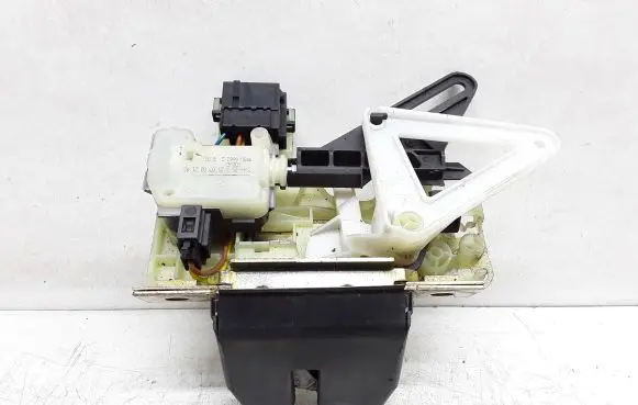 Volvo XC70 Tailgate/trunk/boot lock/catch/latch 99906662 999066622