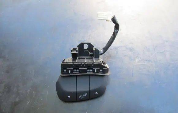 Subaru Impreza IV Multifunctional control switch/knob 15105R