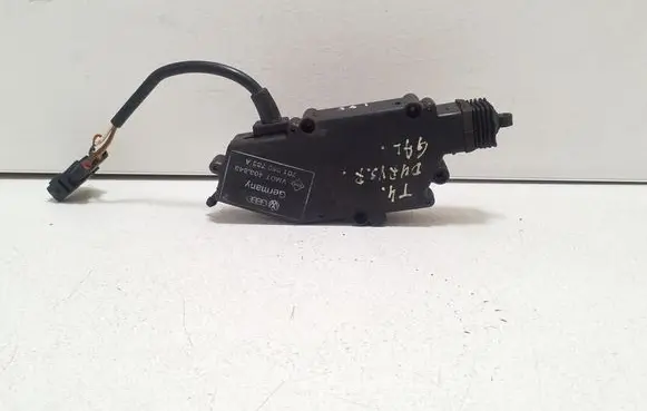 Volkswagen Transporter - Caravelle T4 Central locking motor 701959783A