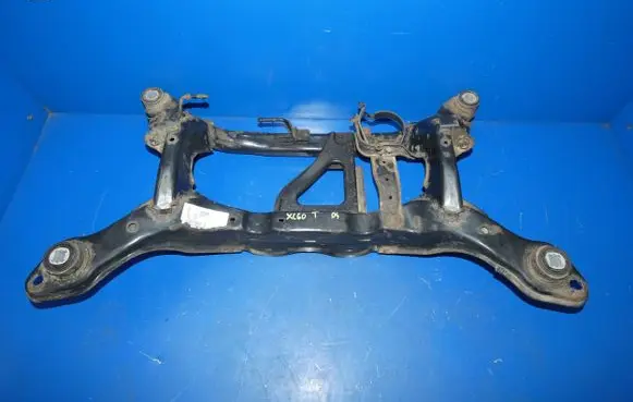 Volvo XC60 Rear subframe 