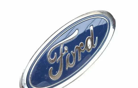 Ford Focus Manufacturer badge logo/emblem 