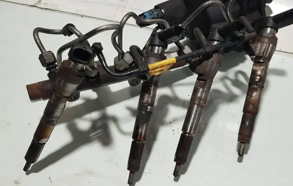 Renault Scenic III - Grand scenic III Fuel injection system set 167000061R A2C89782400 5WS40977