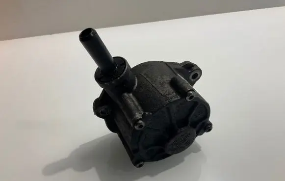 Mercedes-Benz E W212 Vacuum pump