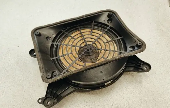 Audi A6 S6 C7 4G Subwoofer speaker 4G5035412 EAS25PL206B