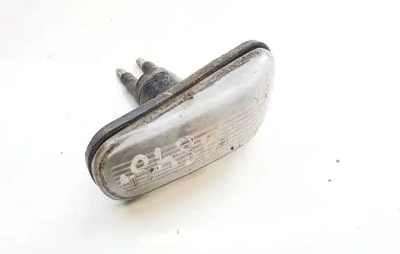 Saab 9-3 Ver1 Front fender indicator light 015d e17649