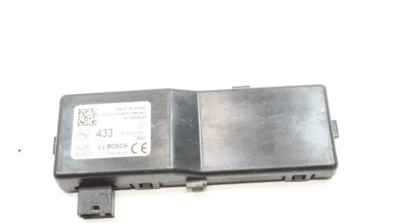 Chevrolet Orlando Door central lock control unit/module 13503204