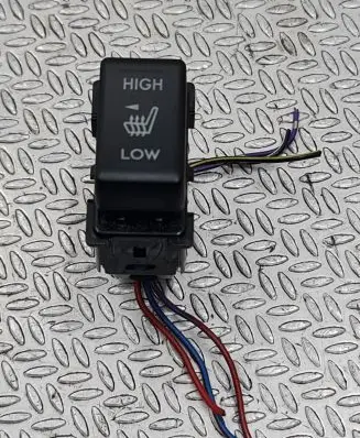 Subaru Forester SJ Seat heating switch
