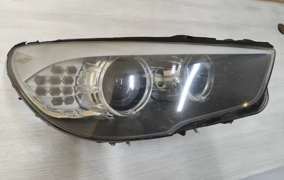 Headlight/headlamp