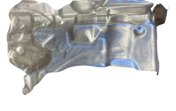 Mini Cooper Countryman F60 Heat shield in engine bay 6882183 32106882183