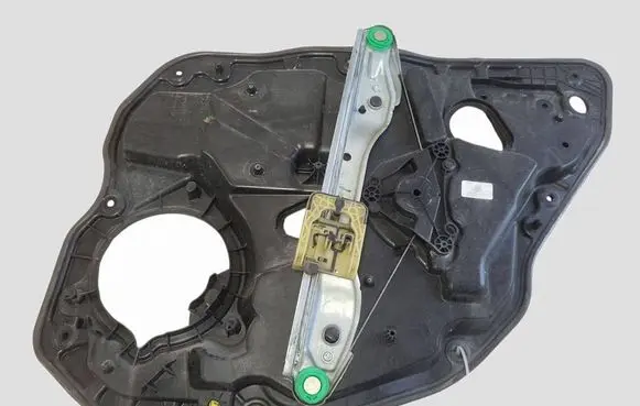 Volvo V70 Rear window lifting mechanism without motor 913950 913963103 964291101