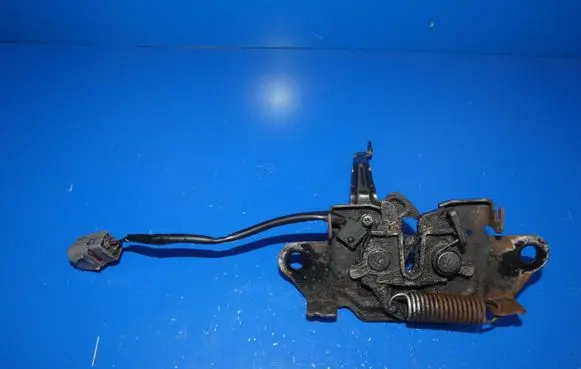 Mazda CX-5 Engine bonnet/hood lock/catch