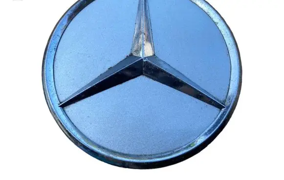 Mercedes-Benz C W203 Original wheel cap 2204000125