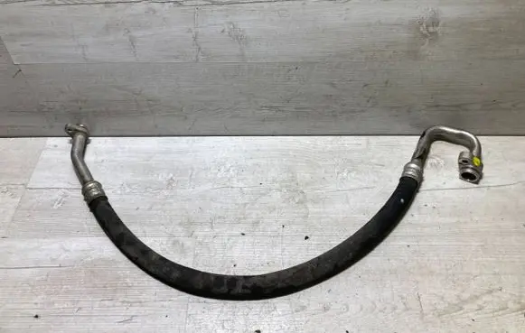 Audi A4 S4 B9 Air conditioning (A/C) pipe/hose 8w0816743b