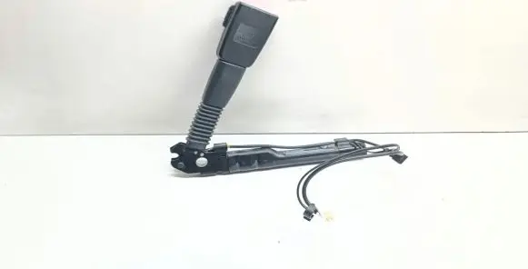 BMW 1 F20 F21 Front seatbelt buckle 7259388