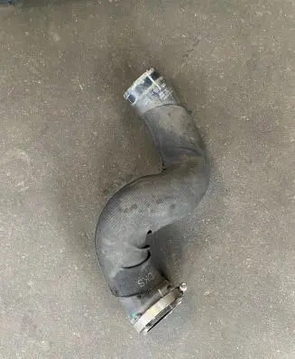 Audi Q5 SQ5 Intercooler hose/pipe 8R0145737J